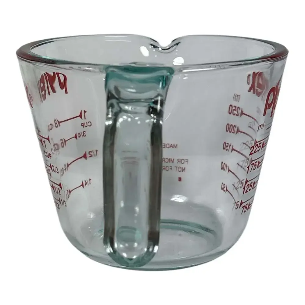 Vtg Small pyrex Glass Measuring Cup Red Letters Open J Handle 1 Cup 8 oz 250 ml